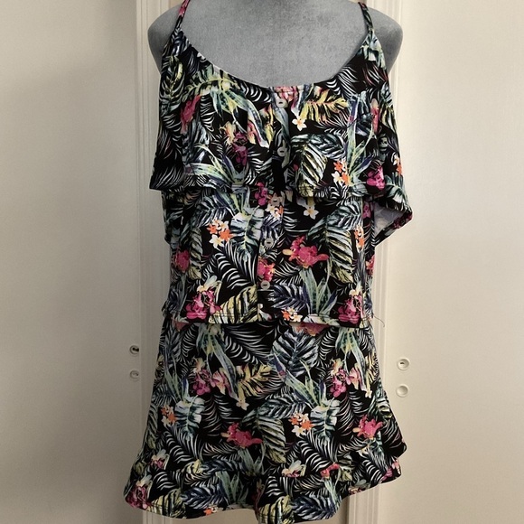 No Boundaries Juniors Ruffle Skirt Set, 2-Piece 💚 - Picture 4 of 7